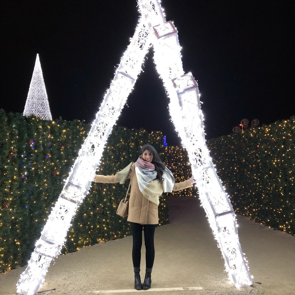 Meet your Posher, Aisha